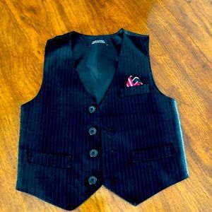Toddler boys vest.